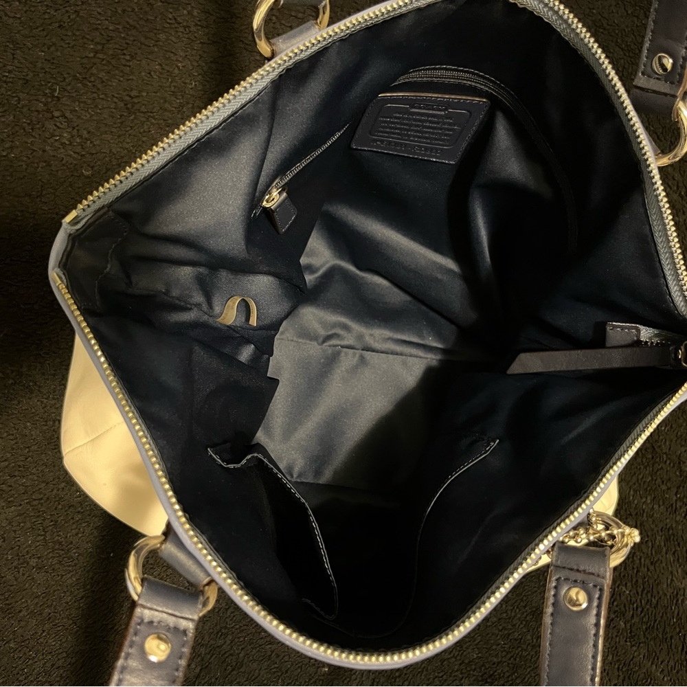 Coach White and Blue Women's Bag - Picture 8 of 12
